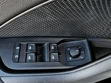 Škoda Octavia Combi Selection TSI mHEV DSG in Brillant-Silber Metallic