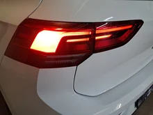 VW Golf VIII Lim. GTE eHybrid in PURE WHITE