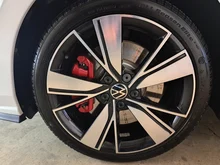 VW Golf VIII Lim. GTE eHybrid in PURE WHITE