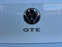 VW Golf VIII Lim. GTE eHybrid in PURE WHITE