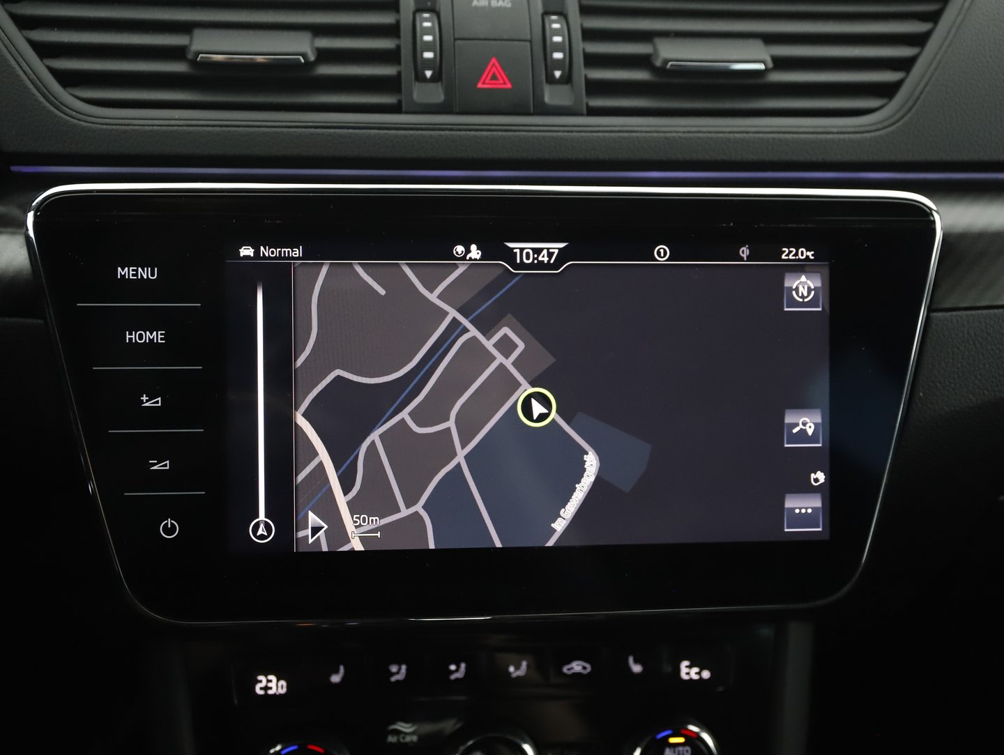 Škoda SUPERB Combi iV SPORTLINE DSG | Bild 22 von 30