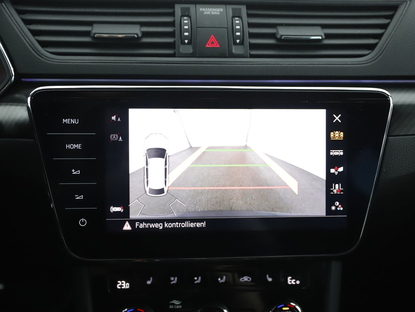 Škoda SUPERB Combi iV SPORTLINE DSG | Bild 24 von 30