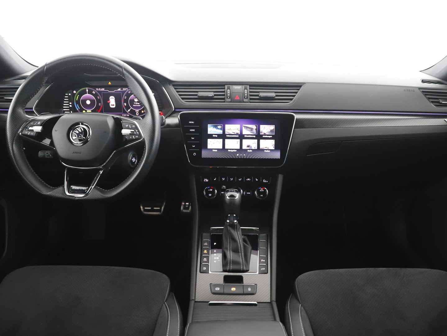 Škoda SUPERB Combi iV SPORTLINE DSG | Bild 16 von 30