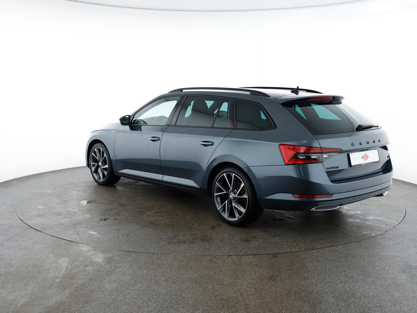Škoda SUPERB Combi iV SPORTLINE DSG | Bild 4 von 30