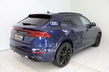 Audi Q8 50 TDI quattro in navarrablau metallic