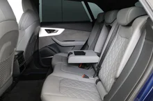 Audi Q8 50 TDI quattro in navarrablau metallic
