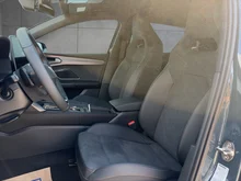 CUPRA Leon 1.5 eTSI DSG in Fjord-Blau