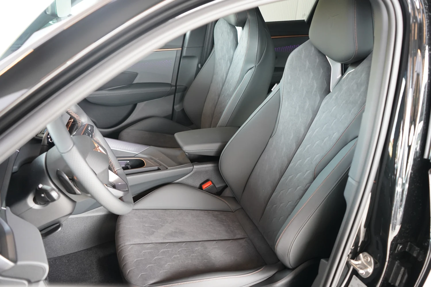 Bild eines CUPRA Terramar e-HYBRID 204 PS DSG