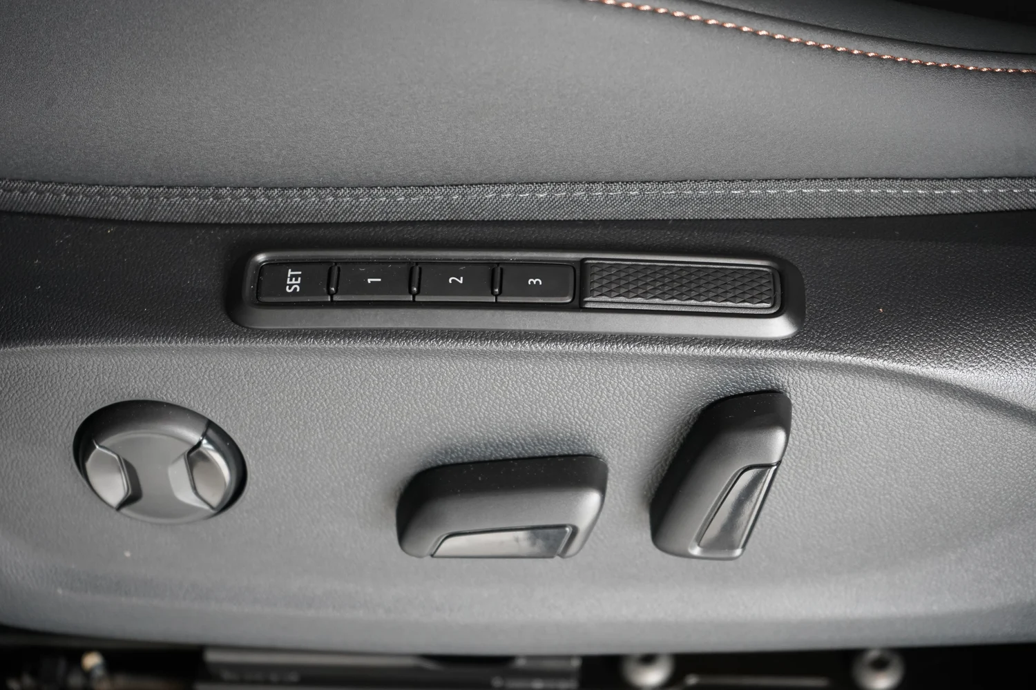 Bild eines CUPRA Terramar e-HYBRID 204 PS DSG