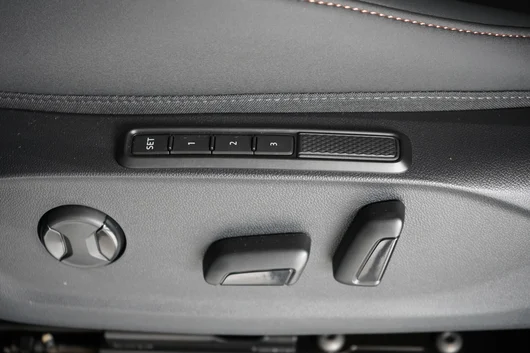 Bild eines CUPRA Terramar e-HYBRID 204 PS DSG