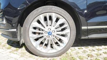 Ford Edge 2,0 EcoBlue SCR 4x4 Vignale Aut. in schwarz metallic