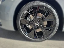 VW Passat Variant Sport TDI 4MOTION DSG in Oyster Silver Metallic