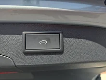 VW Passat Variant Sport TDI 4MOTION DSG in Oyster Silver Metallic
