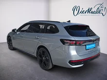 VW Passat Variant Sport TDI 4MOTION DSG in Oyster Silver Metallic