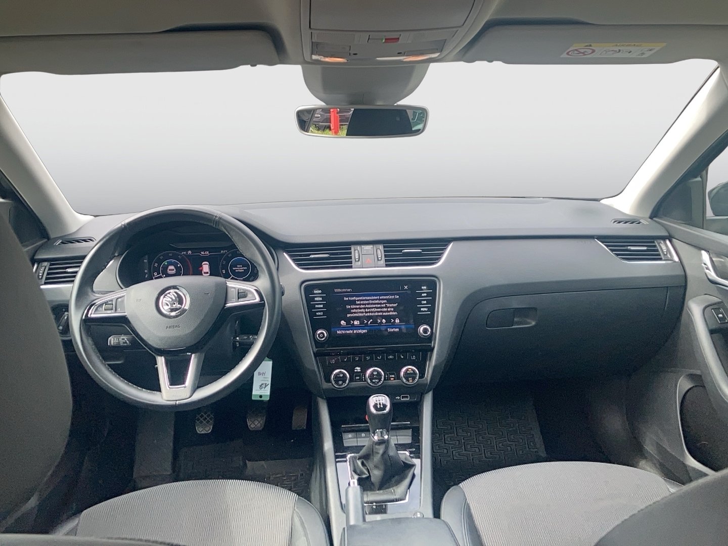 Škoda OCTAVIA Combi Style TDI | Bild 10 von 26