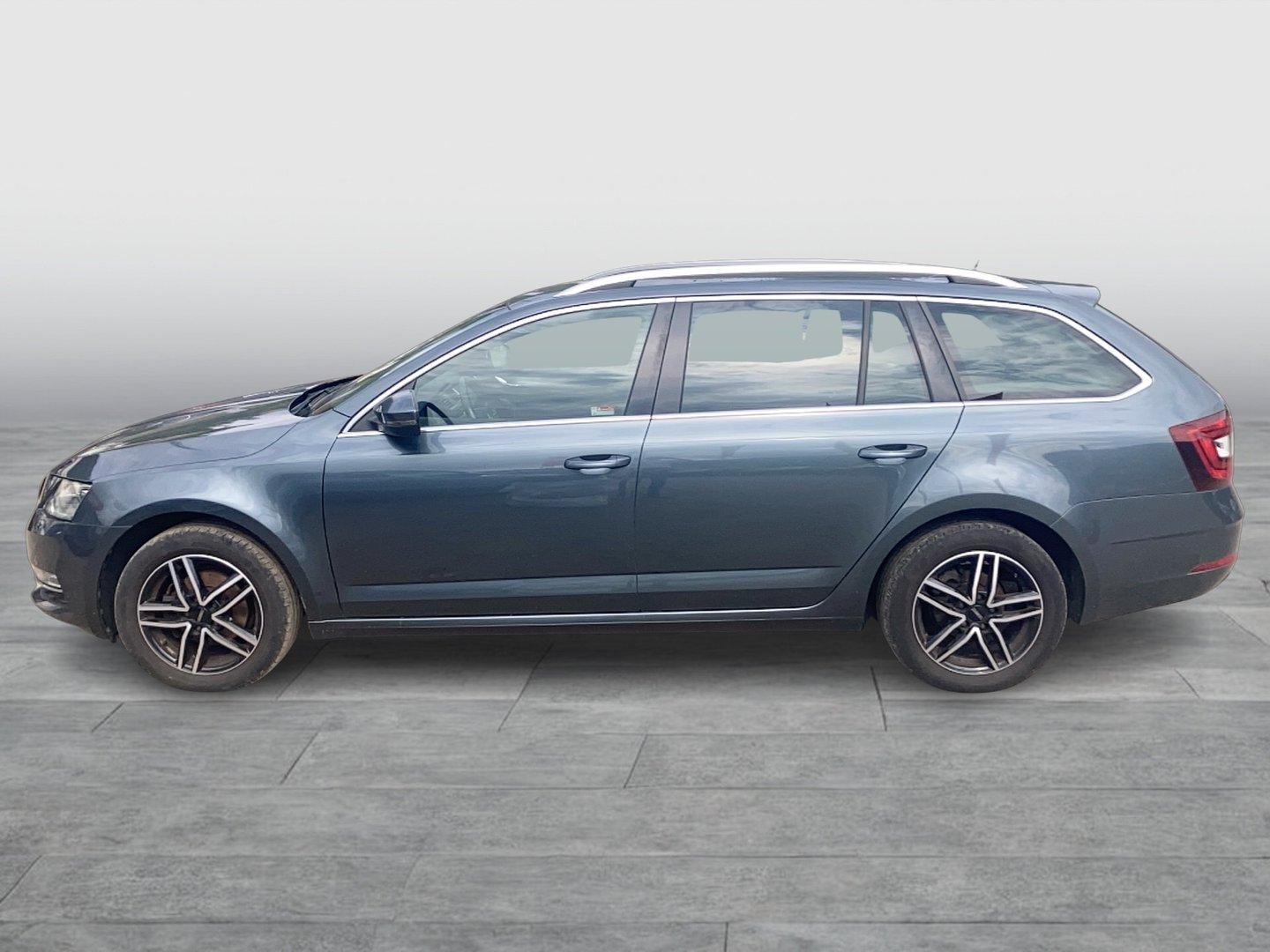 Škoda OCTAVIA Combi Style TDI | Bild 2 von 26