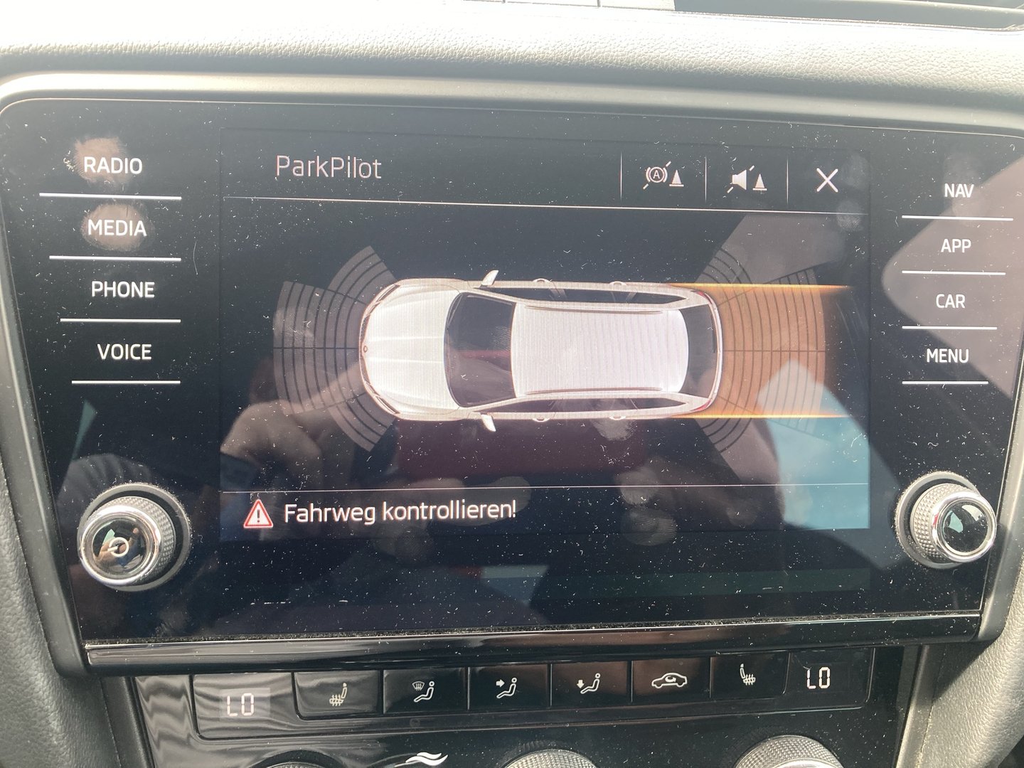 Škoda OCTAVIA Combi Style TDI | Bild 19 von 26