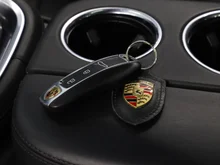 Porsche Panamera 4 E-Hybrid in vulkangraumetallic