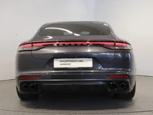 Porsche Panamera 4 E-Hybrid in vulkangraumetallic