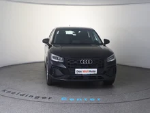 Audi Q2 35 TDI quattro intense in schwarz - metallic