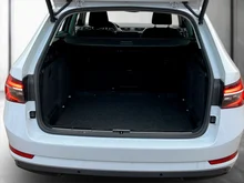 Škoda Superb Combi Style TDI DSG in MOON-WEISS METALLIC