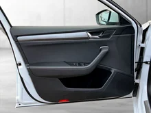Škoda Superb Combi Style TDI DSG in MOON-WEISS METALLIC