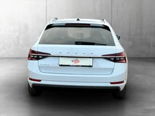 Škoda Superb Combi Style TDI DSG in MOON-WEISS METALLIC