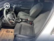 VW T-Roc R-Line TSI in PURE WHITE