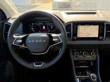 Škoda Karoq Selection TSI in Black-Magic Perleffekt