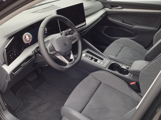 Bild eines VW Golf Variant Business TDI DSG