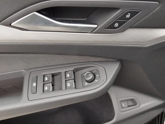 Bild eines VW Golf Variant Business TDI DSG