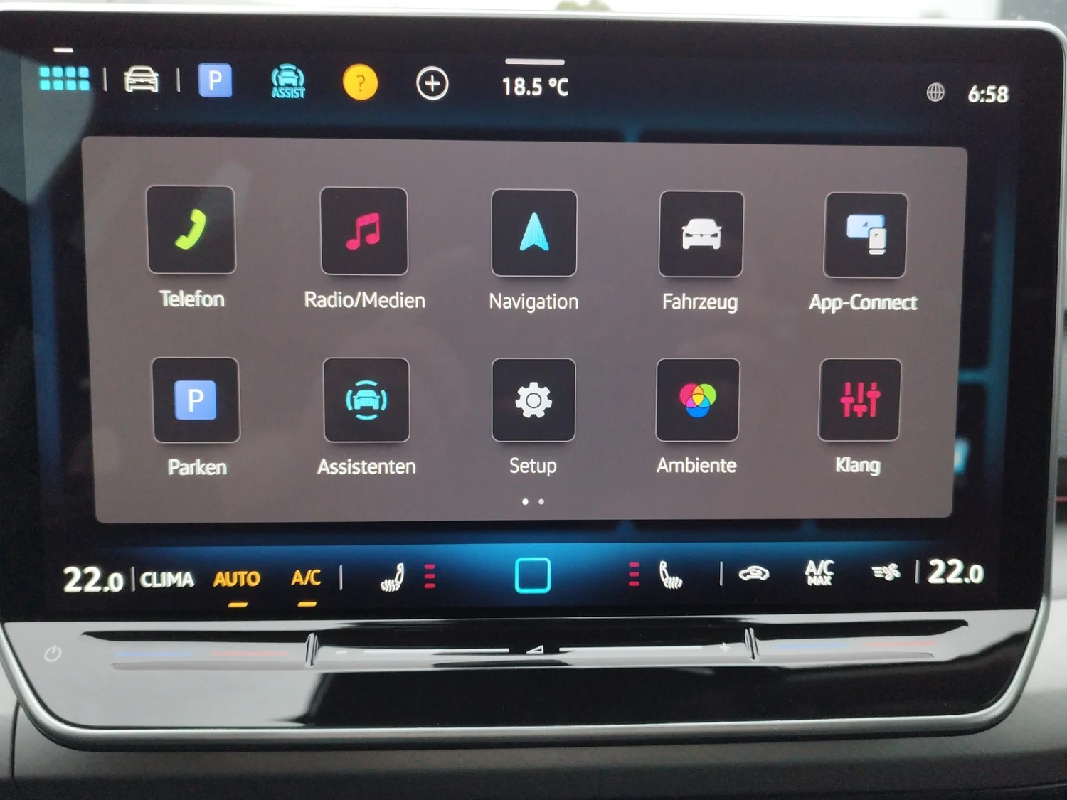 Bild eines VW Golf Variant Business TDI DSG