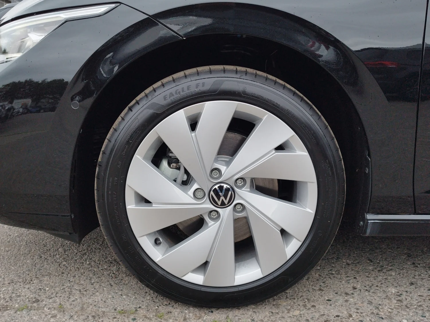 Bild eines VW Golf Variant Business TDI DSG