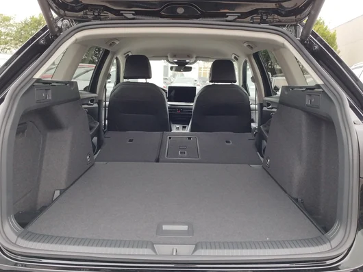 Bild eines VW Golf Variant Business TDI DSG