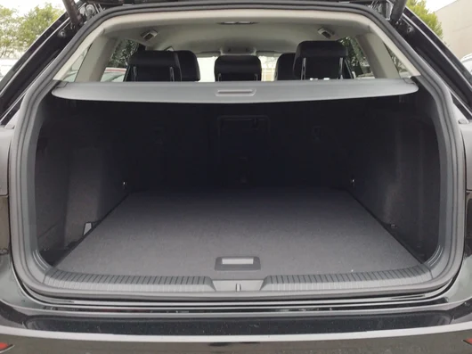 Bild eines VW Golf Variant Business TDI DSG