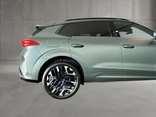 CUPRA Terramar TRIBE 1.5 e-TSI 150 PS DSG in Mangan-Grün Matt