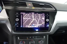 VW Touran TDI DSG in Deep Black Perleffekt