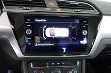 VW Touran TDI DSG in Deep Black Perleffekt