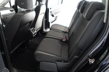 VW Touran TDI DSG in Deep Black Perleffekt