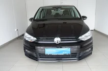 VW Touran TDI DSG in Deep Black Perleffekt