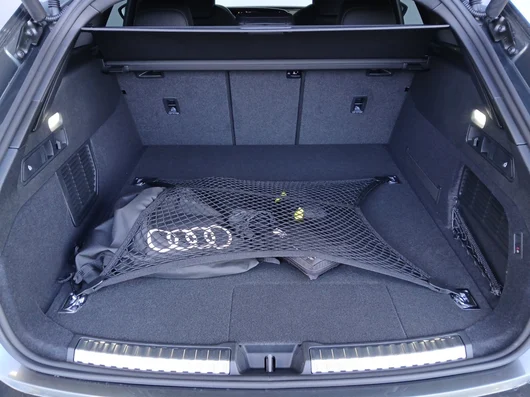 Bild eines Audi A5 Avant e-hybrid quattro 220 kW