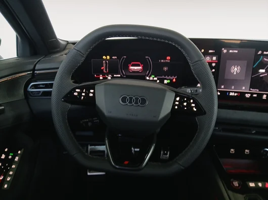 Bild eines Audi A5 Avant e-hybrid quattro 220 kW