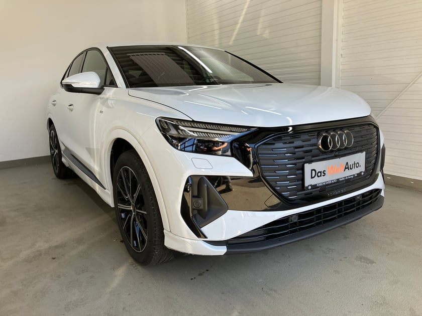 Audi Q4 Sportback 55 e-tron quattro business