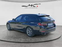 BMW 3xx 318i Touring Aut. in schwarz - metallic