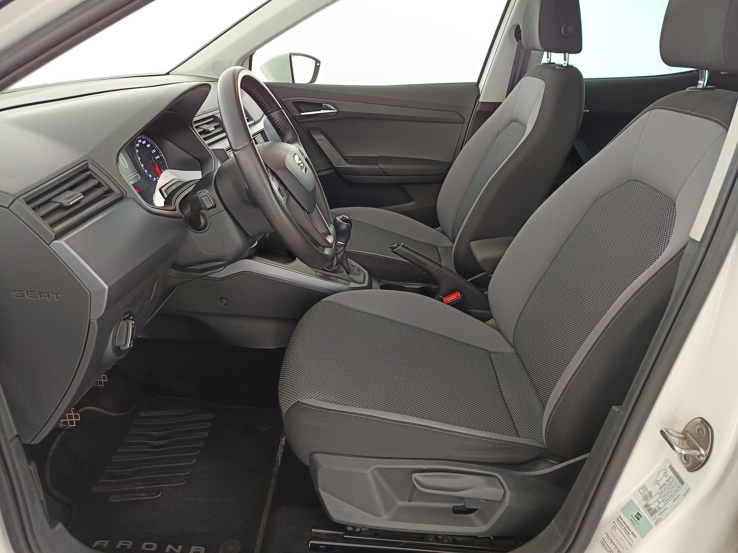 SEAT Arona Style EcoTSI | Bild 12 von 31