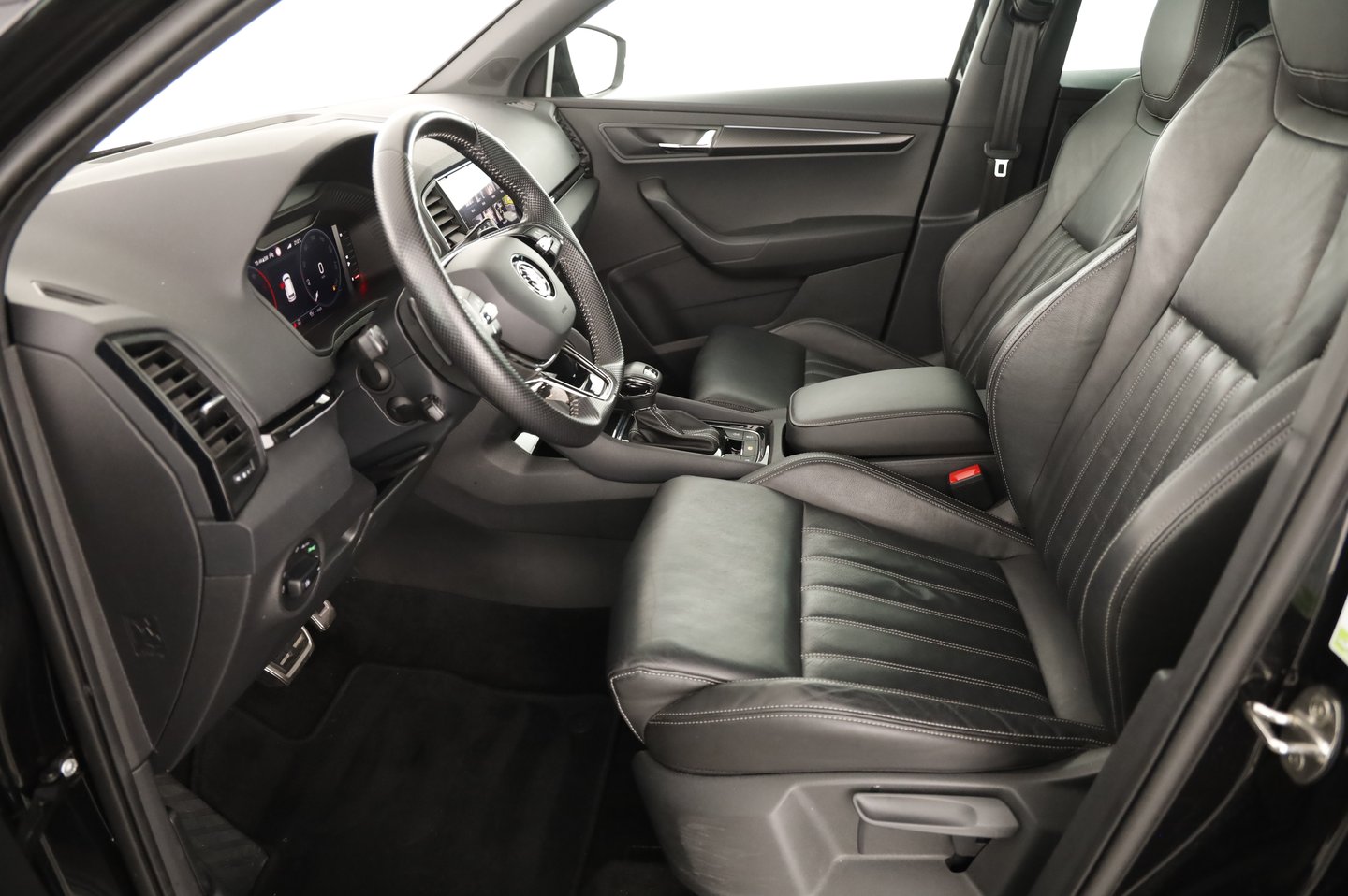 Škoda KAROQ 4x4 SPORTLINE TDI DSG | Bild 4 von 23