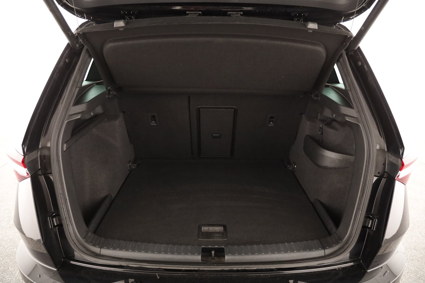 Škoda KAROQ 4x4 SPORTLINE TDI DSG | Bild 20 von 23