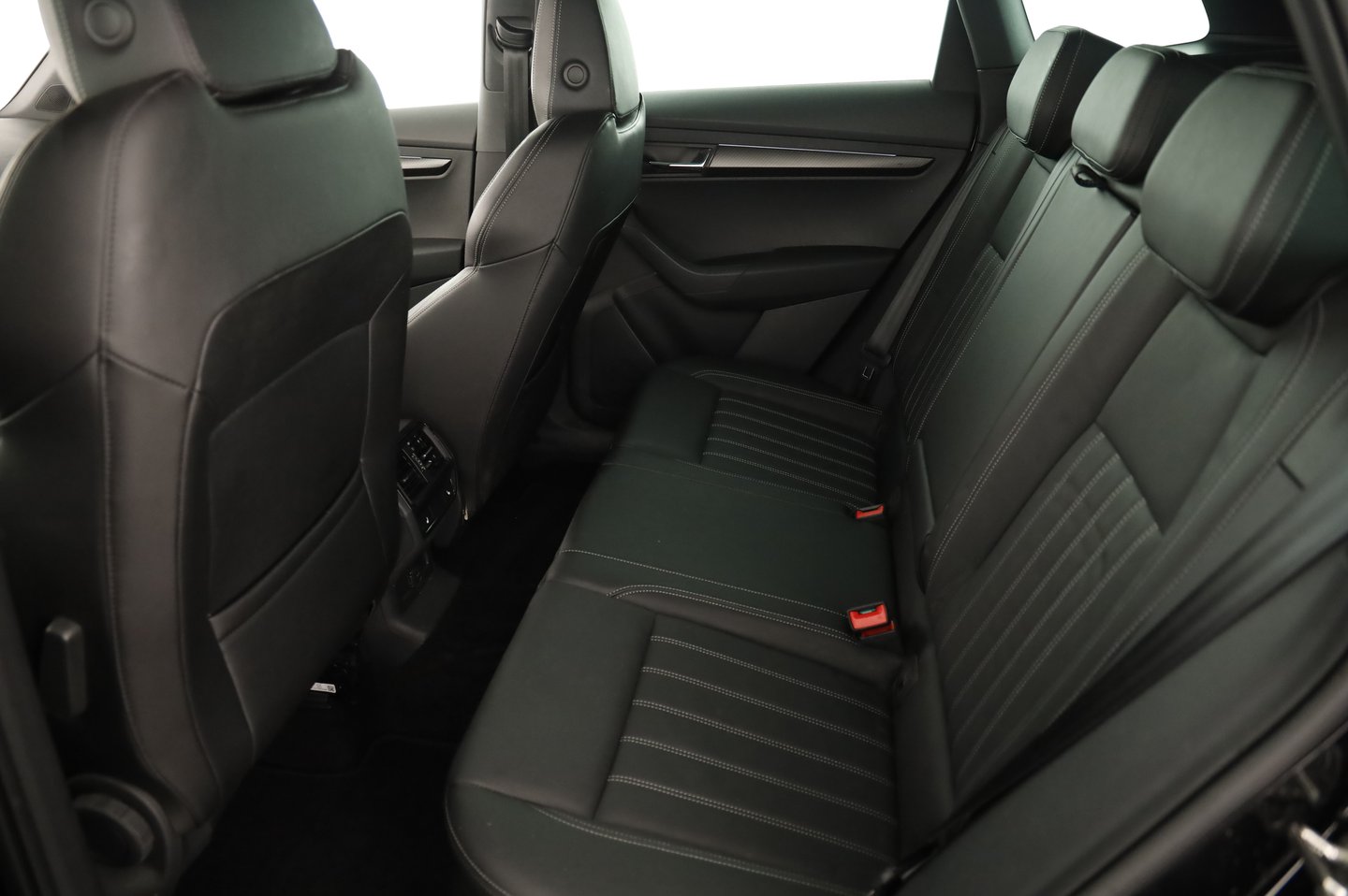 Škoda KAROQ 4x4 SPORTLINE TDI DSG | Bild 5 von 23