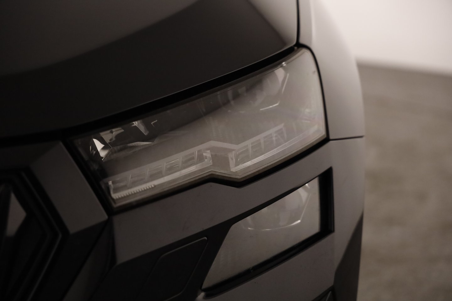 Škoda KAROQ 4x4 SPORTLINE TDI DSG | Bild 3 von 23