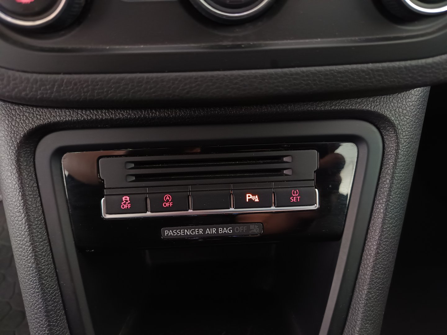 SEAT Alhambra Executive TDI | Bild 27 von 33
